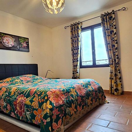 Villa Tropez Chambres D'Hotes Le Luc Exterior photo